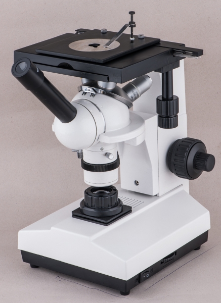 Metallurgical microscope